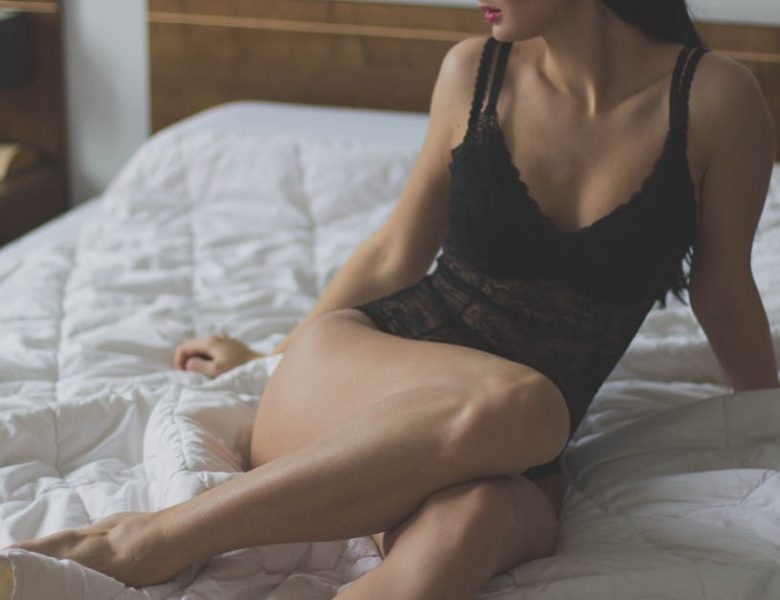 Les sous-vêtements coquins : guide pour pimenter votre lingerie