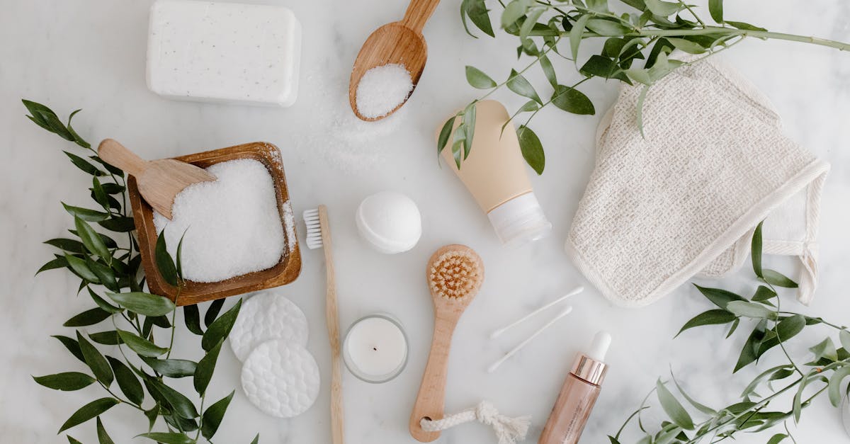 découvrez notre collection de tapis de bain élégants et confortables, conçus pour apporter une touche de style à votre salle de bains tout en offrant une protection antidérapante. alliant qualité et esthétisme, nos tapis de bain sont parfaits pour un confort optimal après chaque douche.