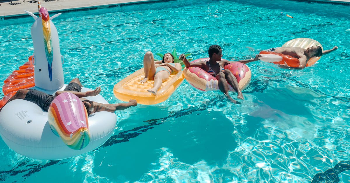 découvrez notre collection de bouées de piscine uniques et colorées, conçues pour apporter confort et amusement à vos journées au soleil. avec des designs variés et des matériaux de qualité, nos flotteurs sublimeront vos moments de détente. plongez dans l'été avec style!