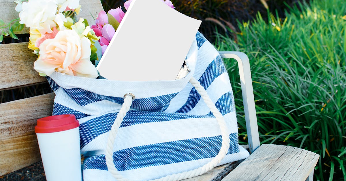 Comment adopter un style léger et élégant avec les accessoires tendances de l’été ?