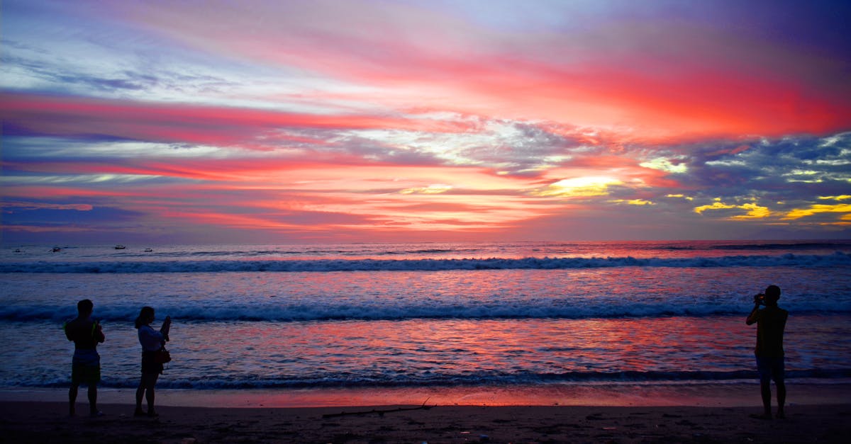 découvrez bali, l’île indonésienne aux paysages paradisiaques, entre rizières, plages de rêve et temples mystérieux. partez à la rencontre d’une culture unique et vivez des expériences inoubliables lors de votre séjour à bali.